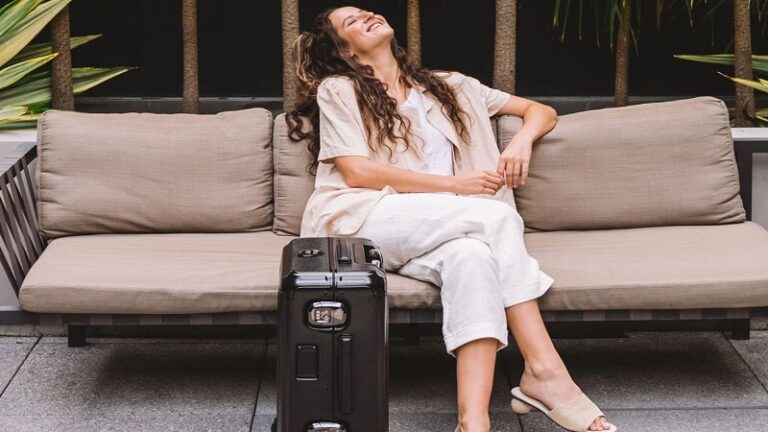 best lightweight carry on luggages for seniors