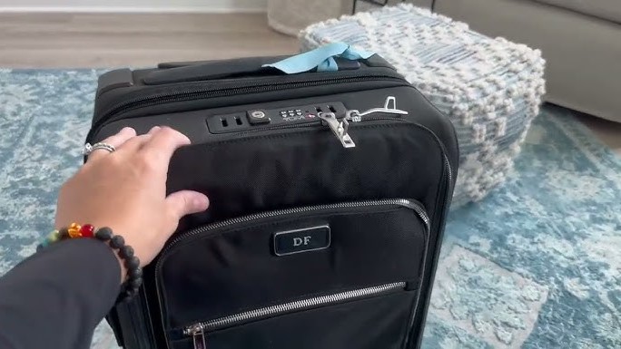 best tumi carry on suitcases