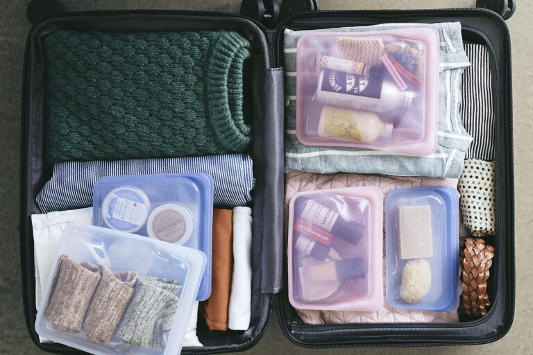 Can You Carry Your Wallet Through Airport Security